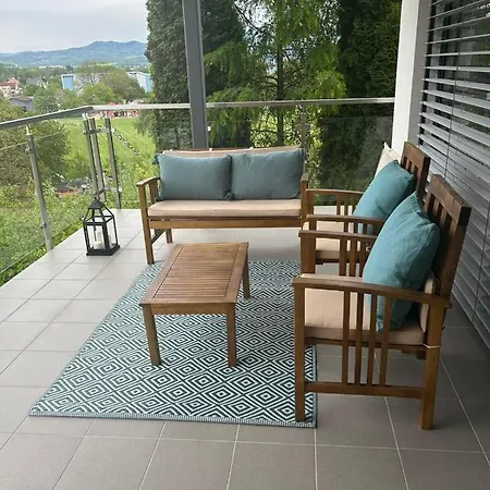 Comfy * 波切尼斯